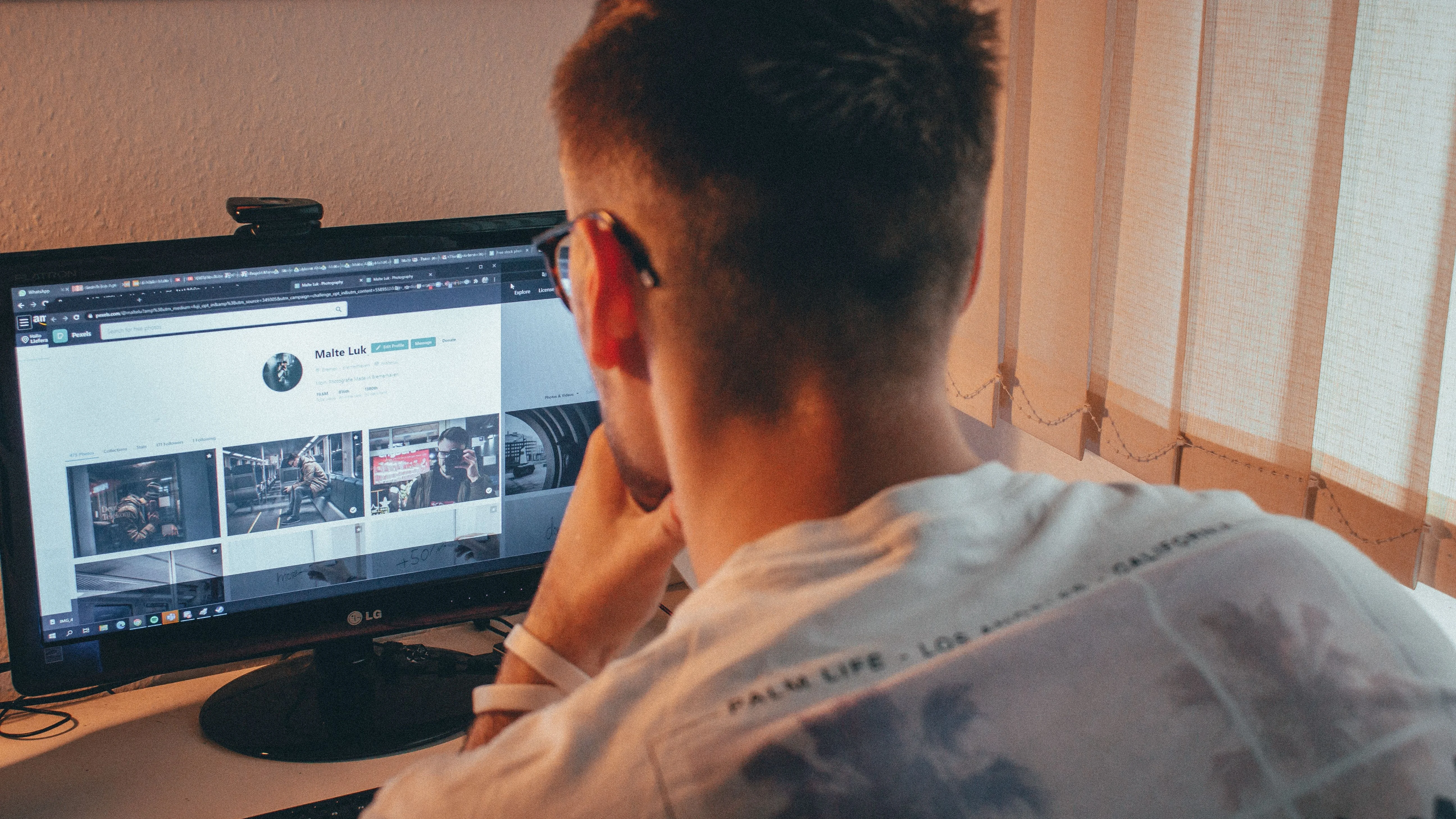 site internet avec ou sans abonnement